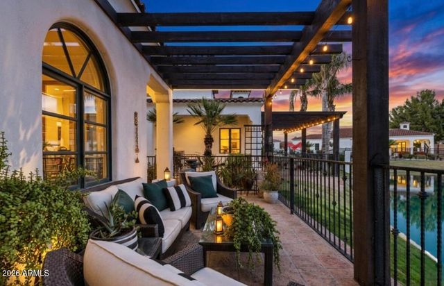 1777 W OCOTILLO Road 16, Chandler, AZ 85248