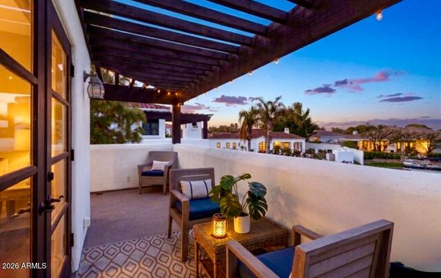 1777 W OCOTILLO Road 16, Chandler, AZ 85248