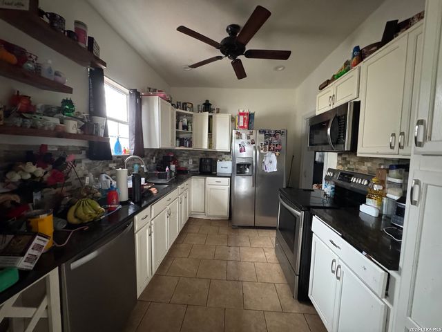 1539 W craig, San Antonio, TX 78201