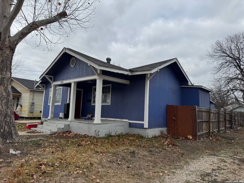 1539 W craig, San Antonio, TX 78201
