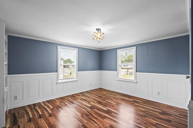 425 Sand Hill Dr., Conway, SC 29526