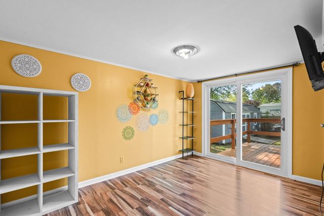 425 Sand Hill Dr., Conway, SC 29526