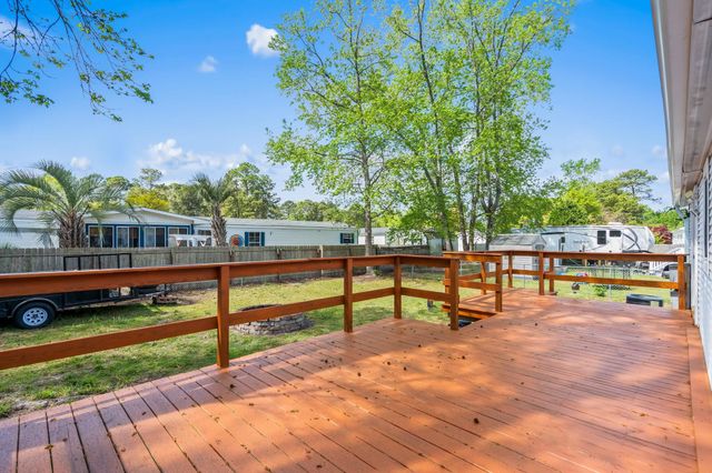 425 Sand Hill Dr., Conway, SC 29526