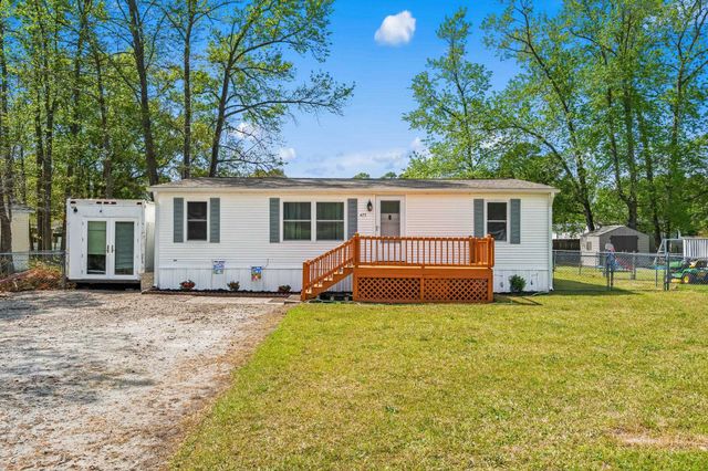 425 Sand Hill Dr., Conway, SC 29526