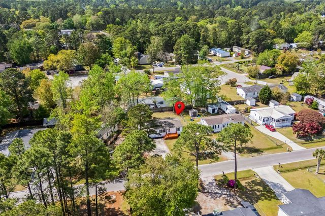 425 Sand Hill Dr., Conway, SC 29526