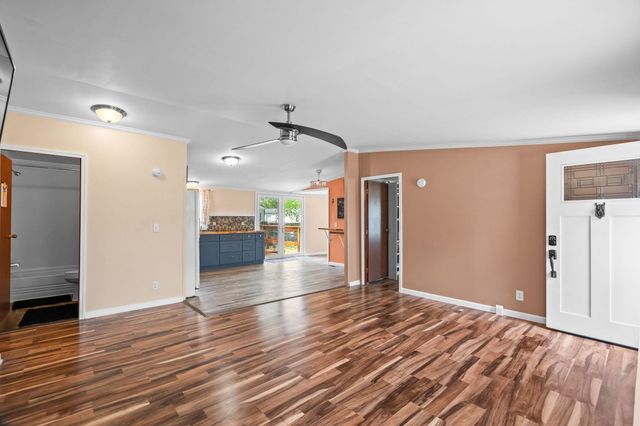 425 Sand Hill Dr., Conway, SC 29526