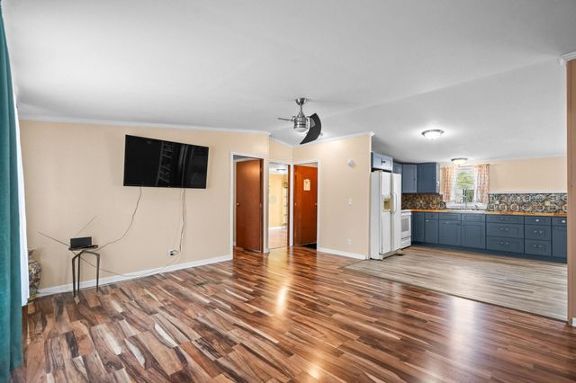 425 Sand Hill Dr., Conway, SC 29526