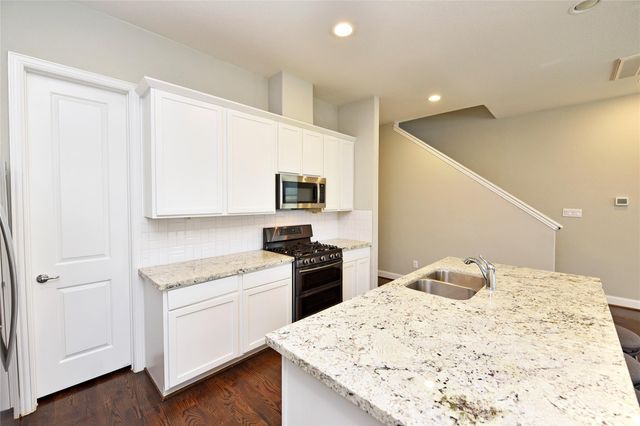 5502 Camaguey Street, Houston, TX 77023