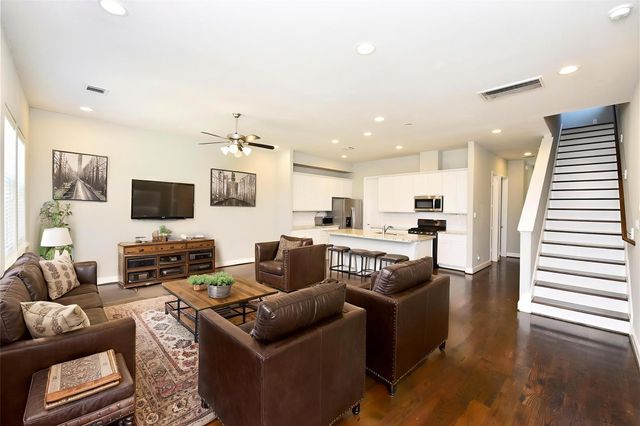 5502 Camaguey Street, Houston, TX 77023