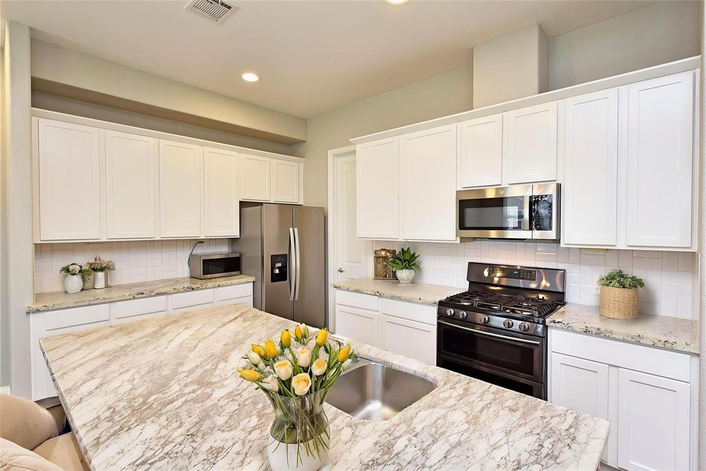 5502 Camaguey Street, Houston, TX 77023