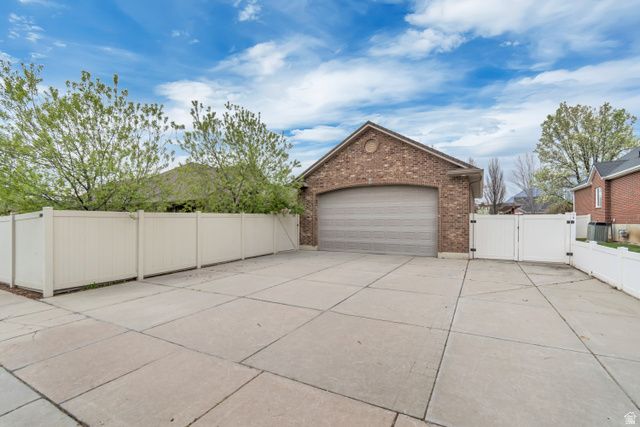 1810 N 1725 W, Farr West, UT 84404