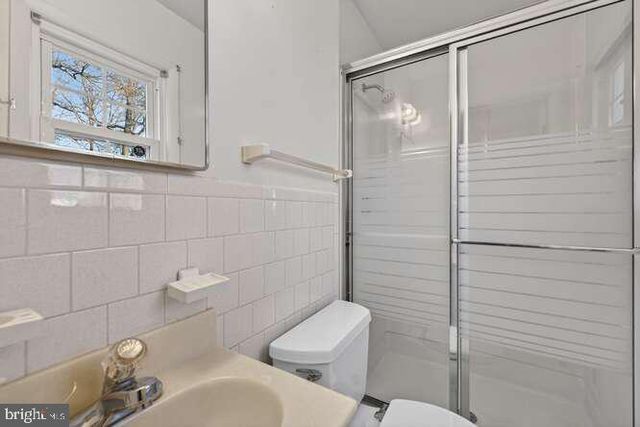 405 WOODLAND RD, Gaithersburg, MD 20877