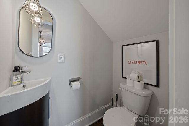 3720 Tuckaseegee Road, Charlotte, NC 28208