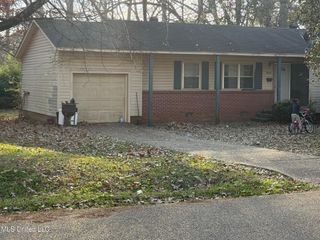 2834 Glenderry Street, Jackson, MS 39212