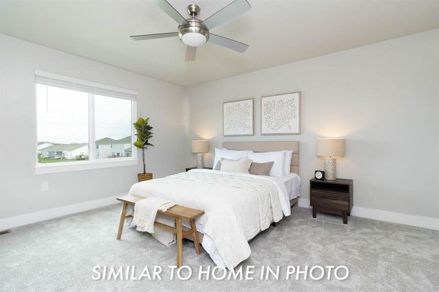 6933 Poppy Court, Johnston, IA 50131