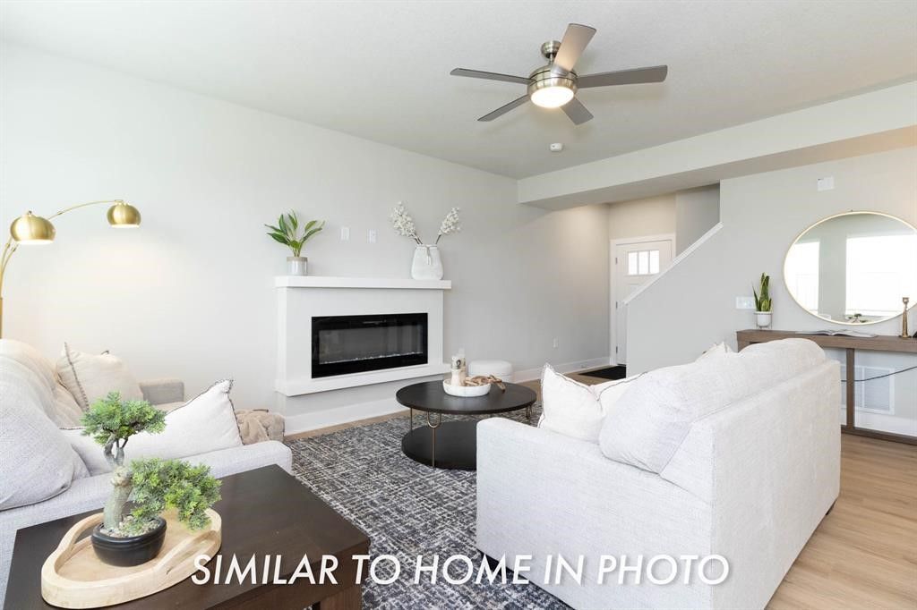 6933 Poppy Court, Johnston, IA 50131
