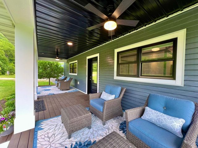 W12420 State Highway 35, Stockholm, WI 54769