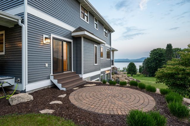 W12420 State Highway 35, Stockholm, WI 54769