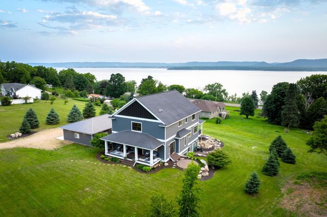 W12420 State Highway 35, Stockholm, WI 54769