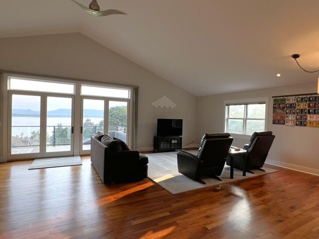 W12420 State Highway 35, Stockholm, WI 54769