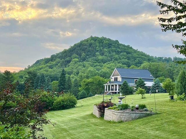 W12420 State Highway 35, Stockholm, WI 54769