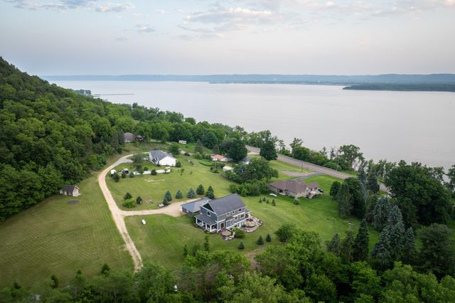 W12420 State Highway 35, Stockholm, WI 54769