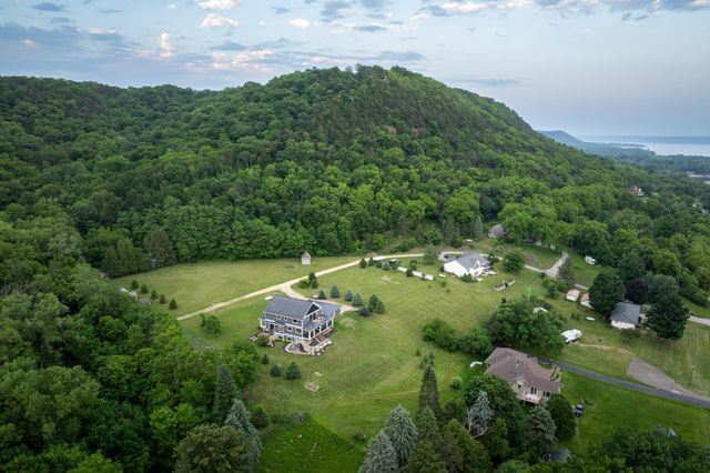 W12420 State Highway 35, Stockholm, WI 54769