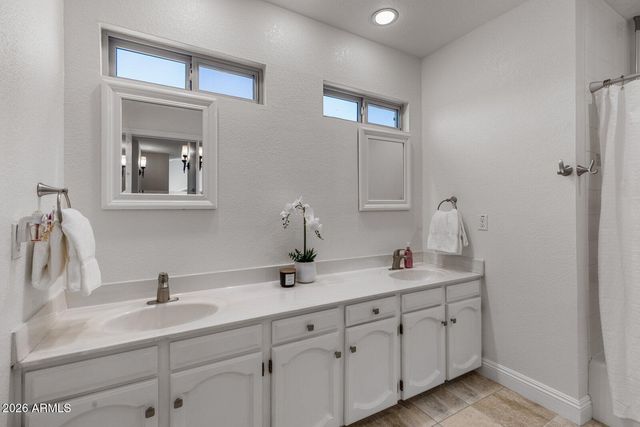 4658 E KINGS Avenue, Phoenix, AZ 85032