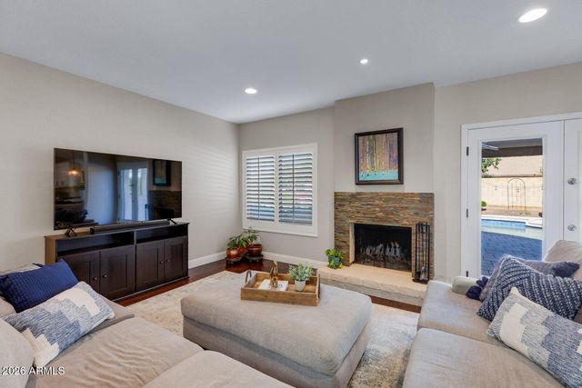 4658 E KINGS Avenue, Phoenix, AZ 85032