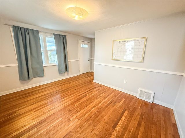 201 Wallula Ave, City Of But Se, PA 16001