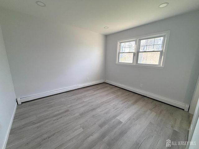 2460 WOODBRIDGE Avenue, Edison, NJ 08817