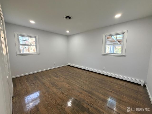 2460 WOODBRIDGE Avenue, Edison, NJ 08817