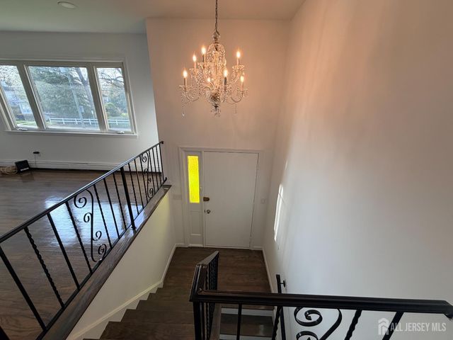2460 WOODBRIDGE Avenue, Edison, NJ 08817