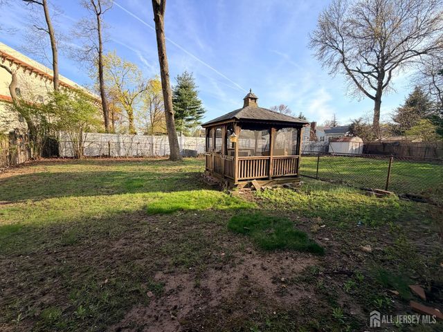 2460 WOODBRIDGE Avenue, Edison, NJ 08817