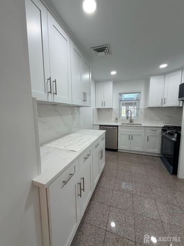 2460 WOODBRIDGE Avenue, Edison, NJ 08817