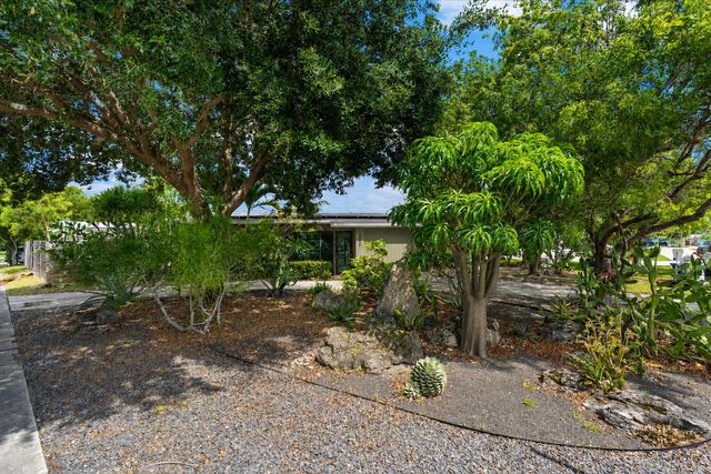 2417 NE 13th Terrace, Pompano Beach, FL 33064