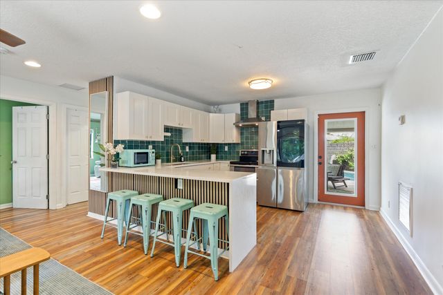 2417 NE 13th Terrace, Pompano Beach, FL 33064