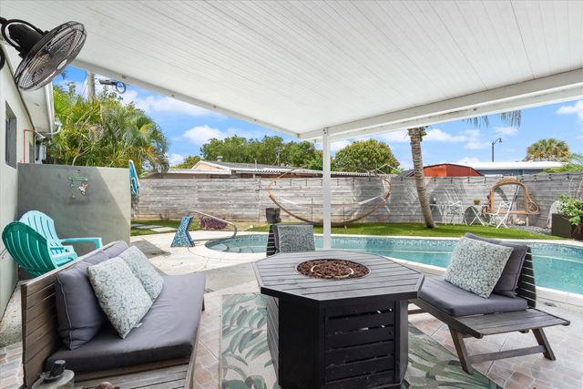 2417 NE 13th Terrace, Pompano Beach, FL 33064