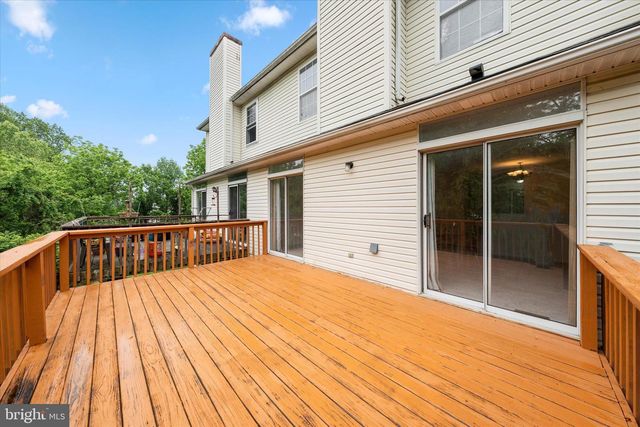 952 GLACKENS LN, Wilmington, DE 19808