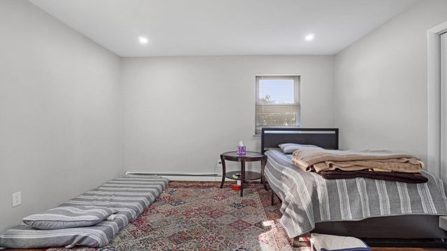 23 Madeline Lane, West Babylon, NY 11704
