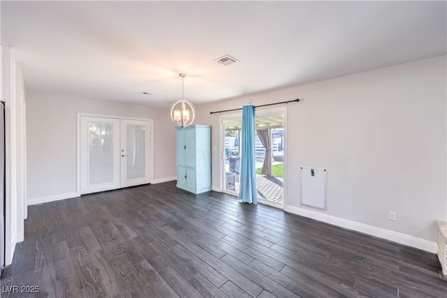 3711 Thom Boulevard, Las Vegas, NV 89130