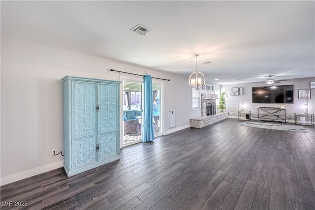 3711 Thom Boulevard, Las Vegas, NV 89130