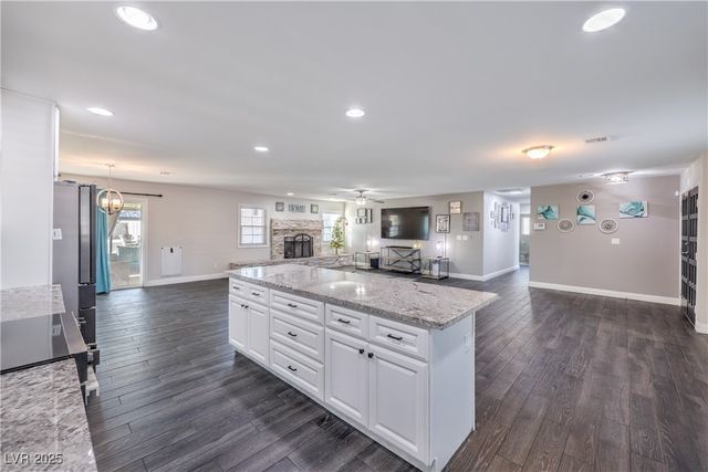 3711 Thom Boulevard, Las Vegas, NV 89130