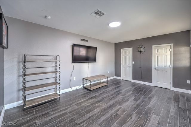 3711 Thom Boulevard, Las Vegas, NV 89130