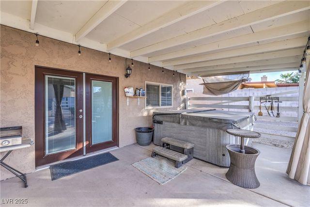 3711 Thom Boulevard, Las Vegas, NV 89130