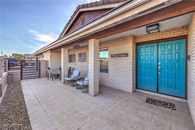 3711 Thom Boulevard, Las Vegas, NV 89130