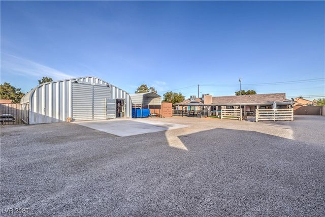 3711 Thom Boulevard, Las Vegas, NV 89130