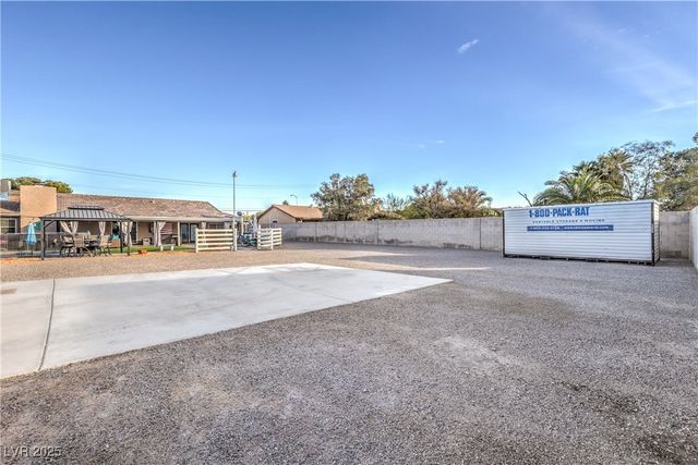 3711 Thom Boulevard, Las Vegas, NV 89130