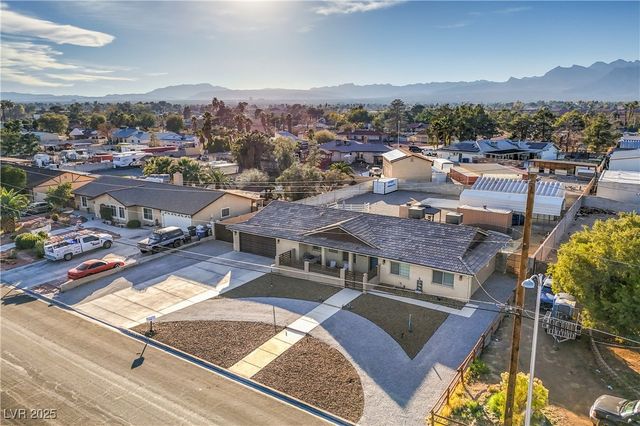 3711 Thom Boulevard, Las Vegas, NV 89130