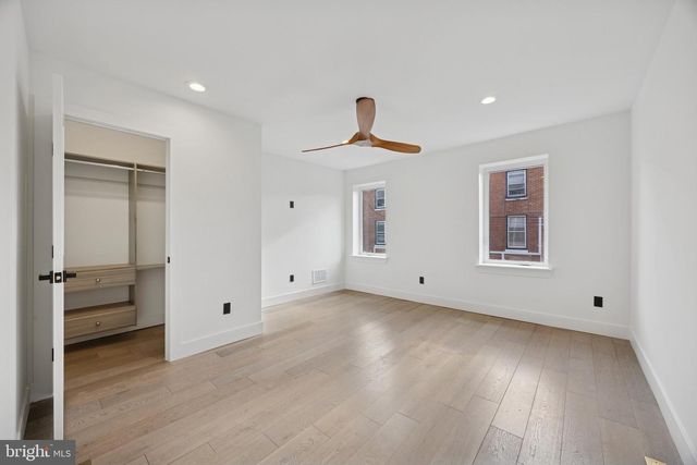 355 BELGRADE ST, Philadelphia, PA 19125